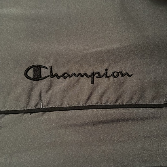 champion windbreaker - Picture 3 of 4